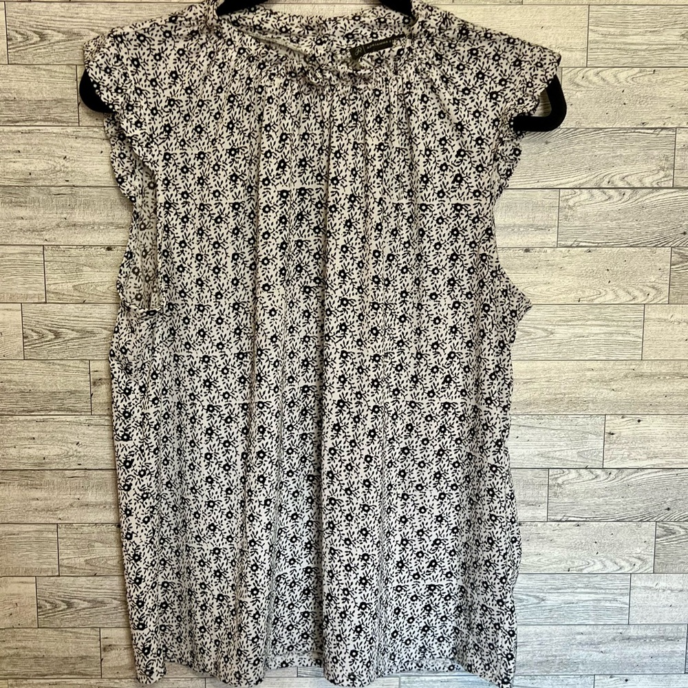 Adrianna Papell Tank Top Style Womens L Sleeveless Black White Blouse‎